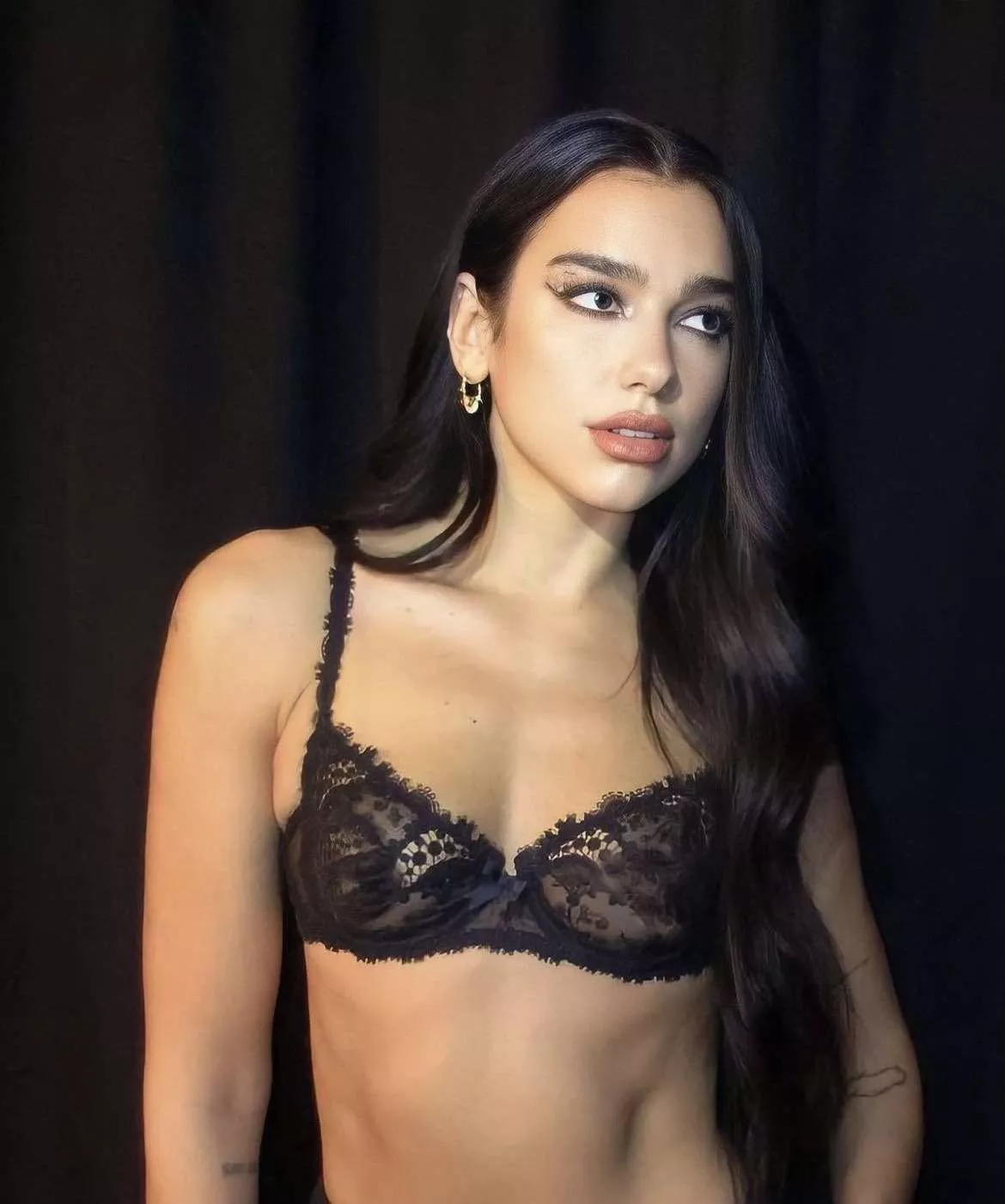 I need to goon my brains away for Dua Lipa and Victoria Justice