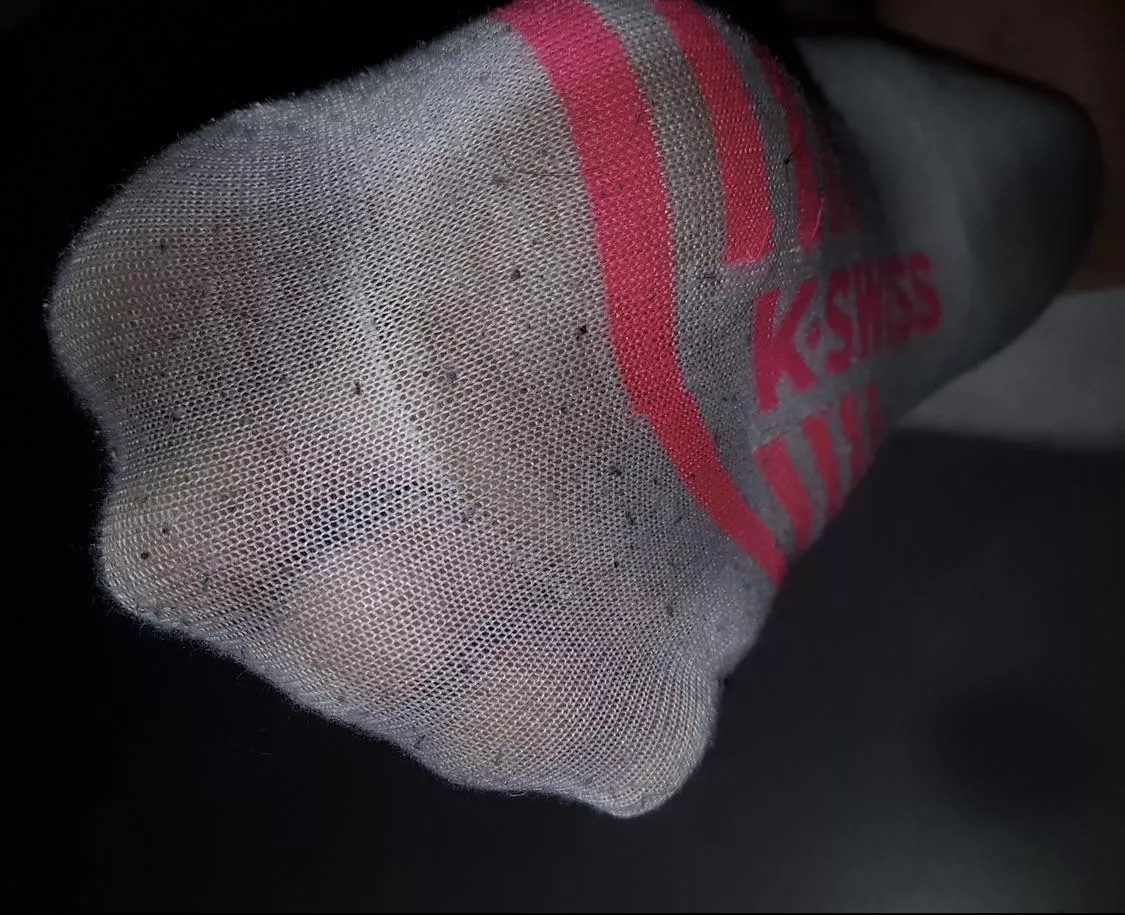 Sniff my stinky potent gym socks 😋