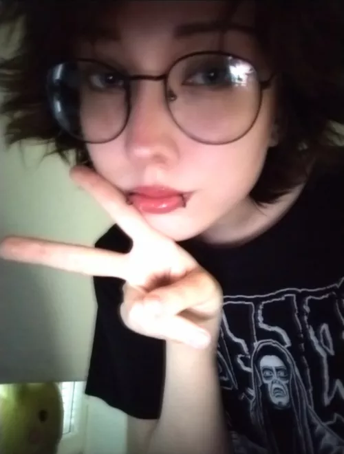 tell me something about yourself :)