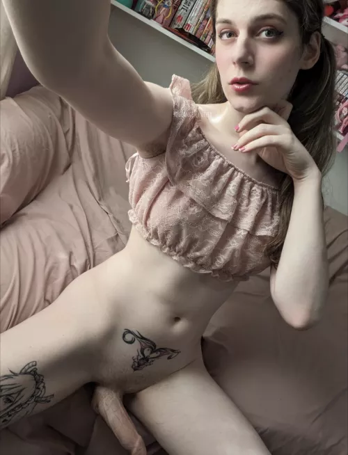 The look on your face when you watch my cock harden is infatuating 💕