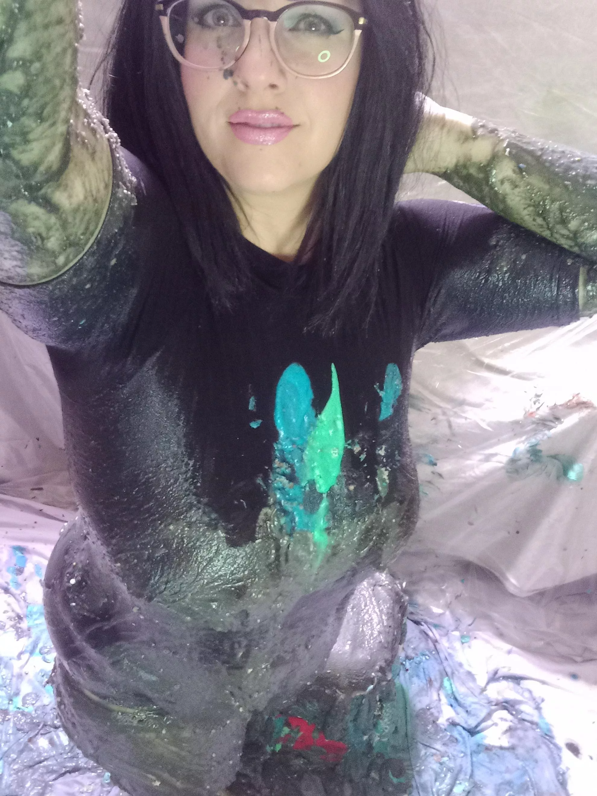 The sprinkles changed my pie colors, they started blue & teal! [OC][F]