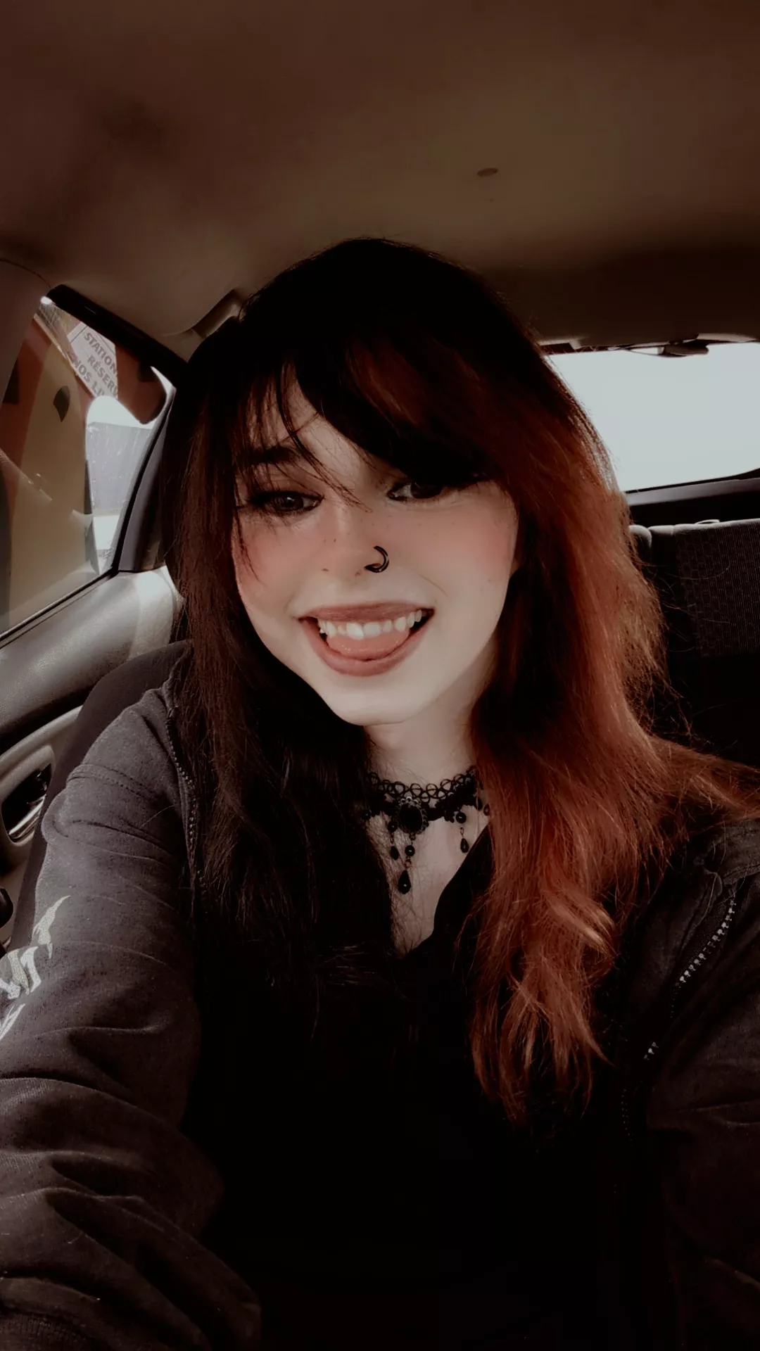 Who needs a hug from a gothy trans girl? ❤️🖤❤️🖤❤️🖤❤️