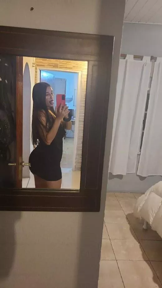 wish i had a boyfriend to take me out