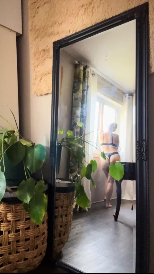 A dirty mirror always has a story to tell…