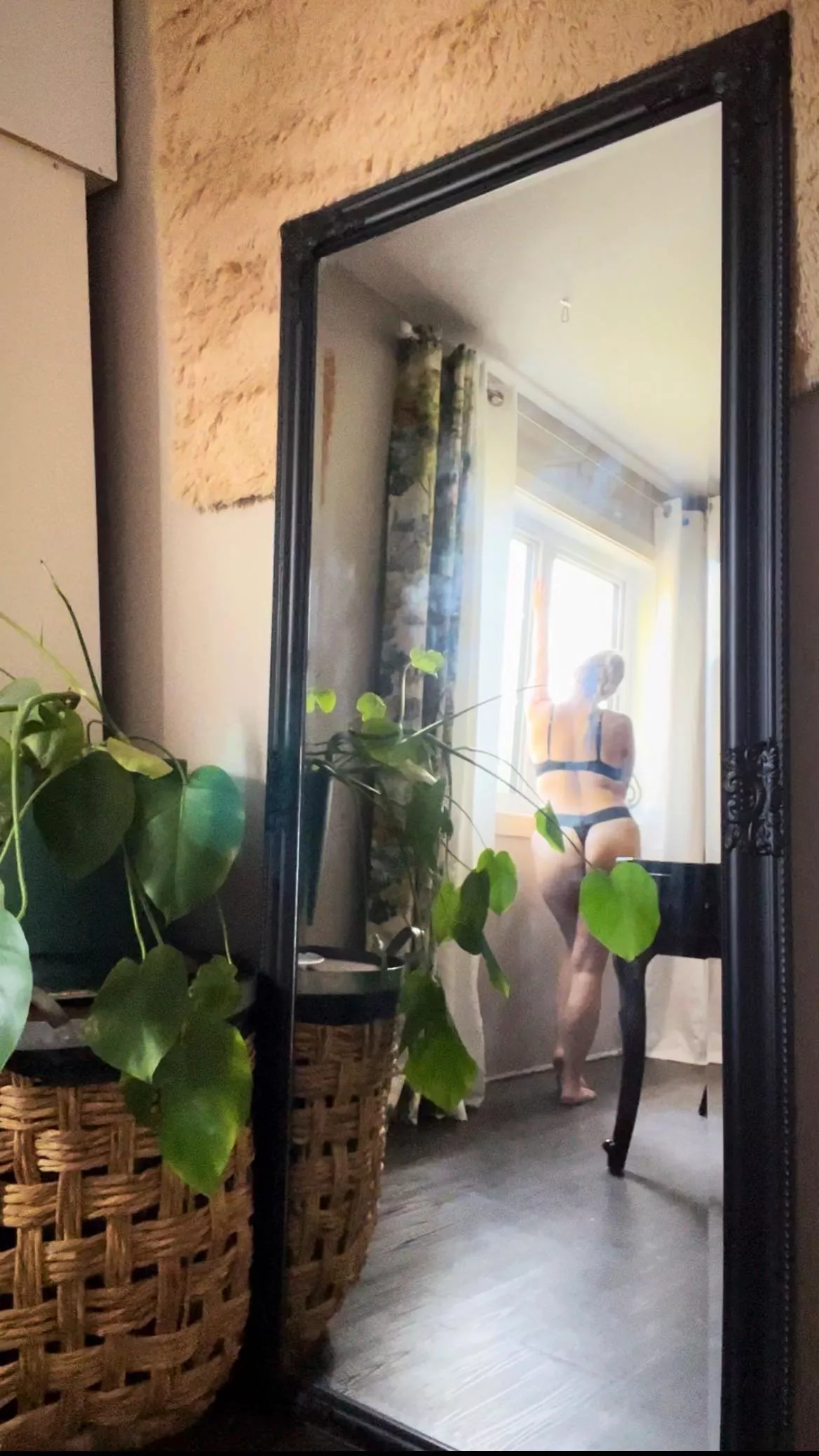 A dirty mirror always has a story to tell…