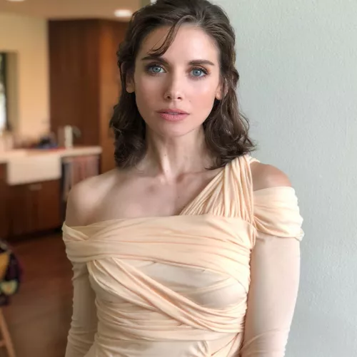 Alison Brie