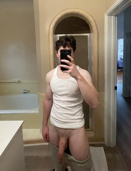 Another bathroom selfie