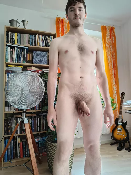 Any of you fine ladies mind uncut guys?