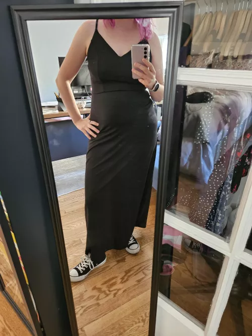 Casually sexy dress with my chucks