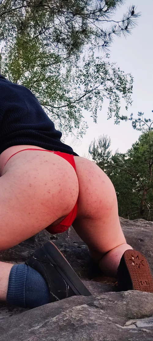 First post, you guys like my fat ass?