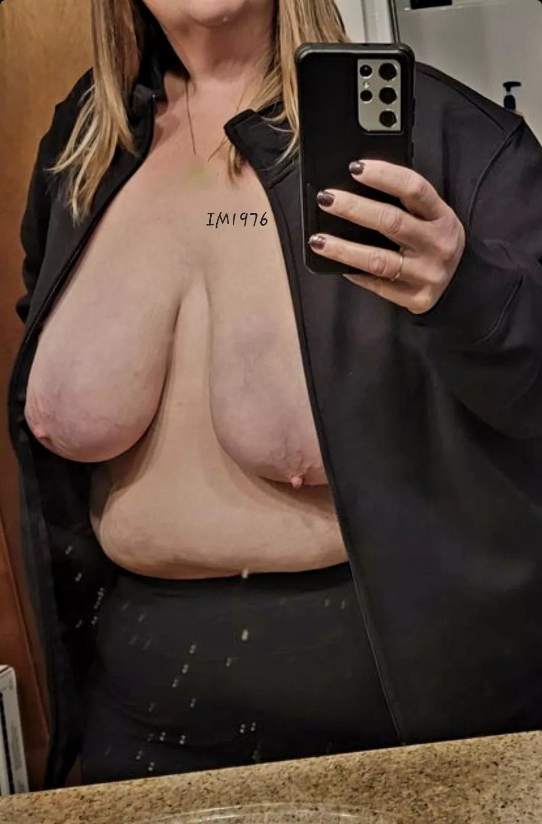 It's a selfie morning