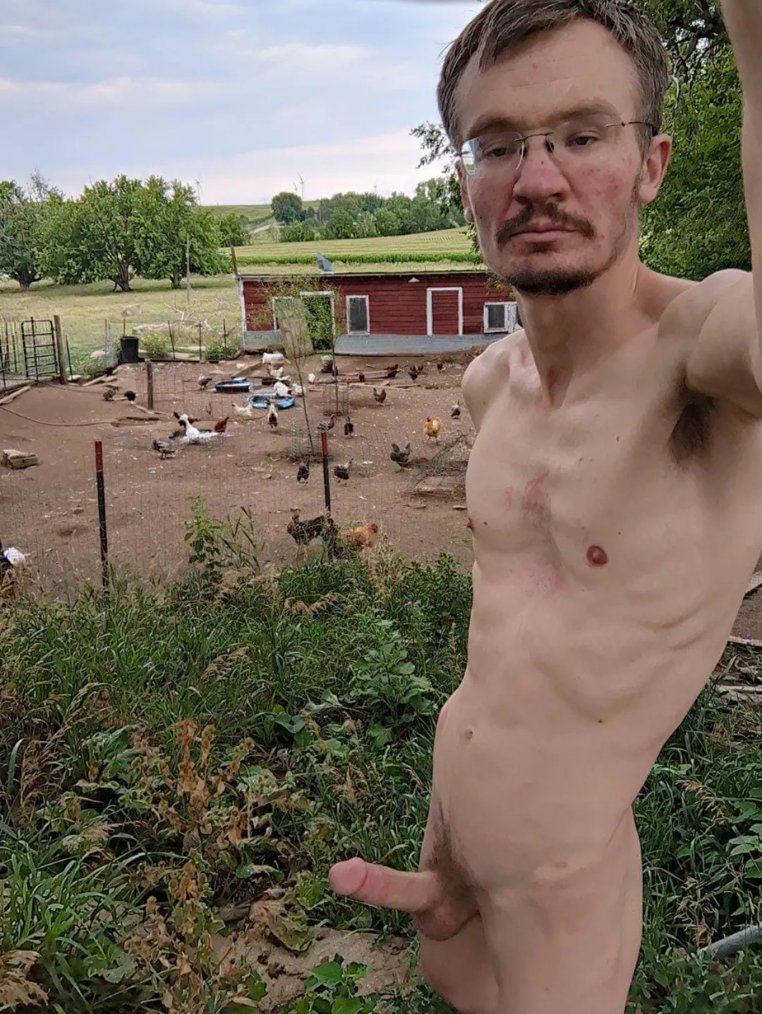 Outside doing chores 🦆🐓🐮