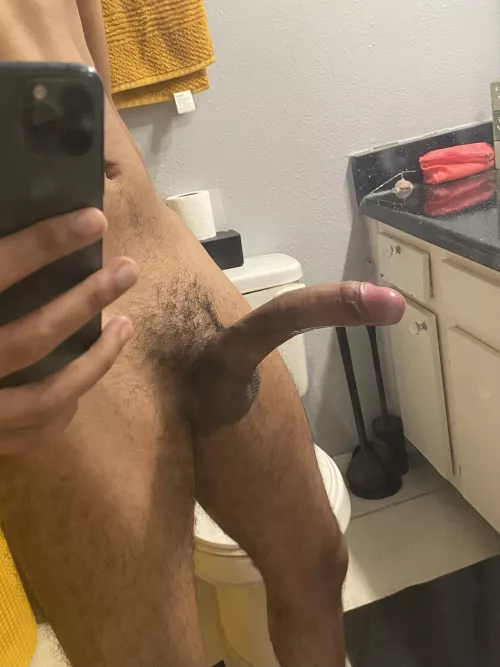 People here like curved dicks right?