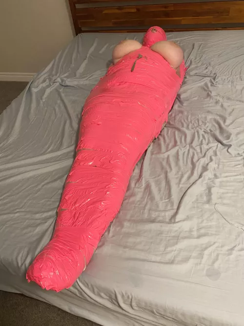 Pretty in Pink [F27] [OC]
