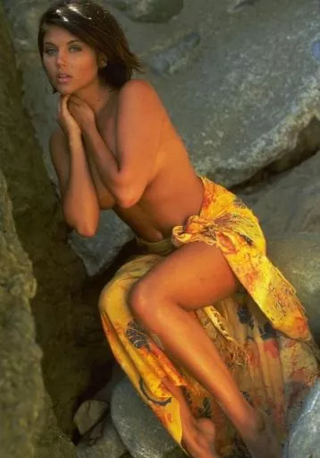 tiffany amber thiessan