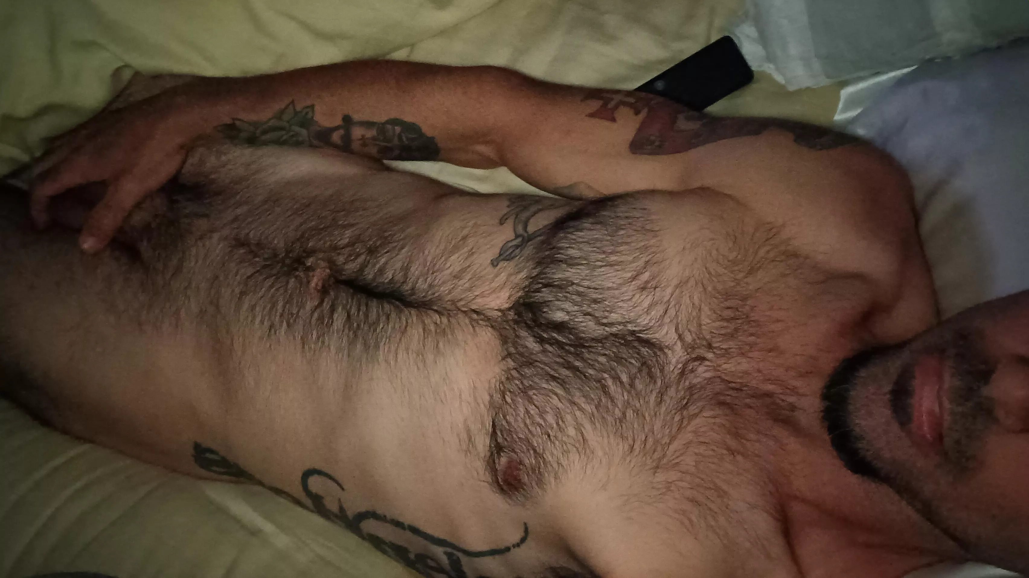 35 self conscious dad