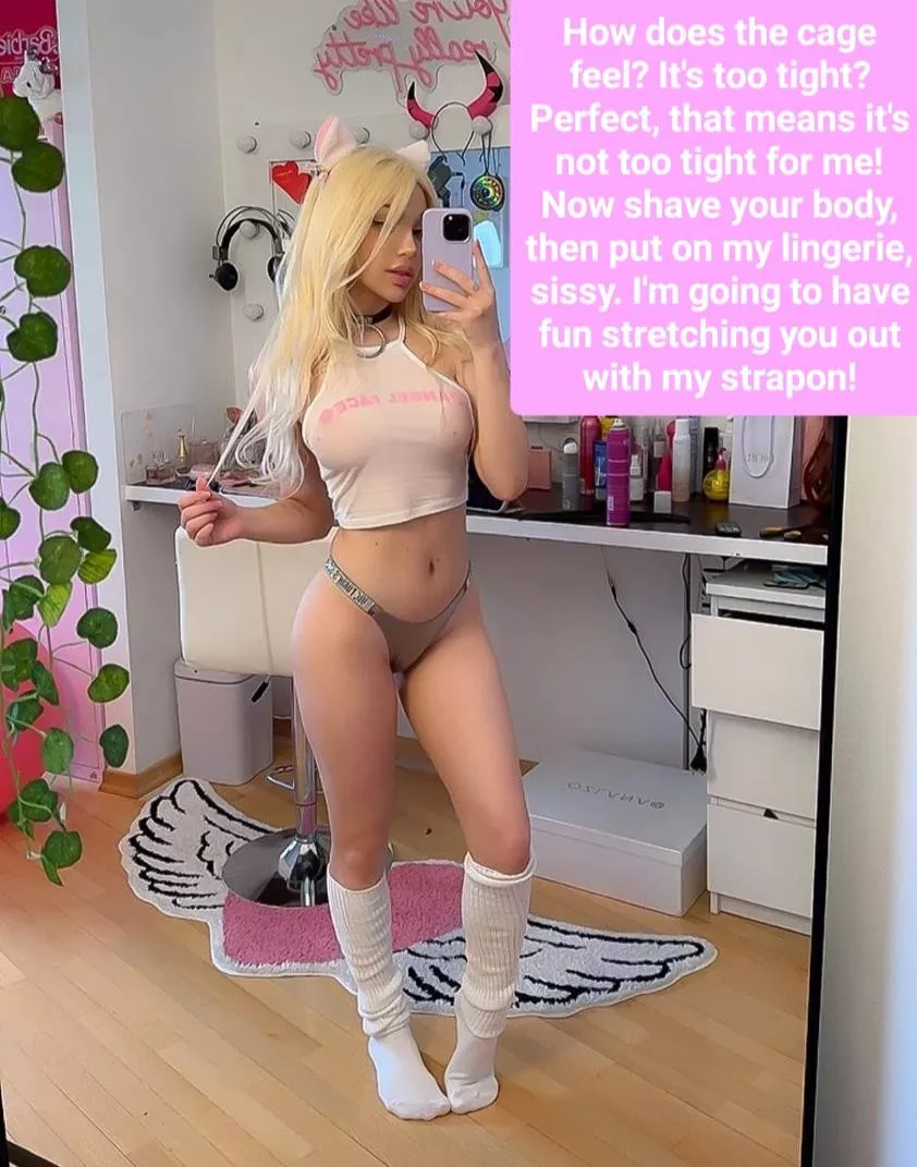 Alice Delish feminises you after locking you in chastity!