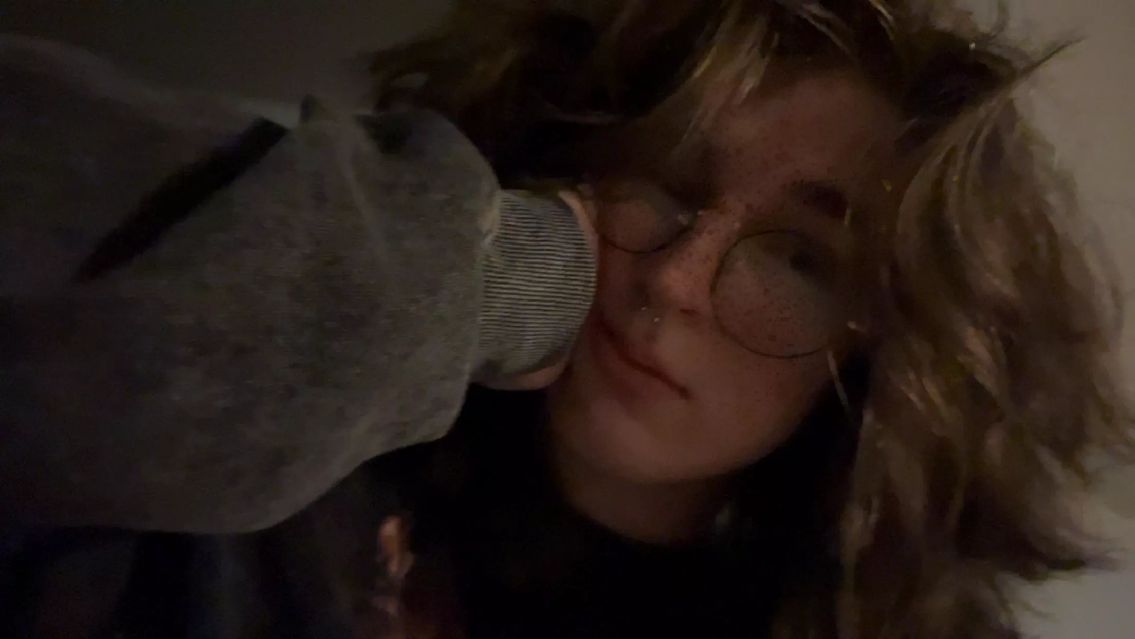 bleh :3 say hi please :3