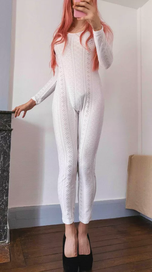 Could you suck my girl cock if I asked nicely?