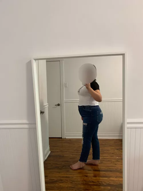 Do guys care if a girl has a belly?