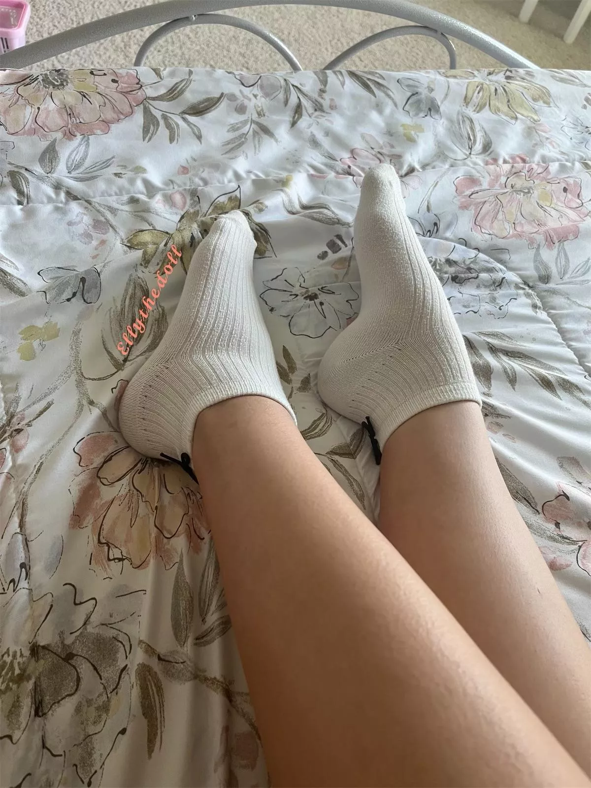 Feeling doll like in these white socks 🤍
