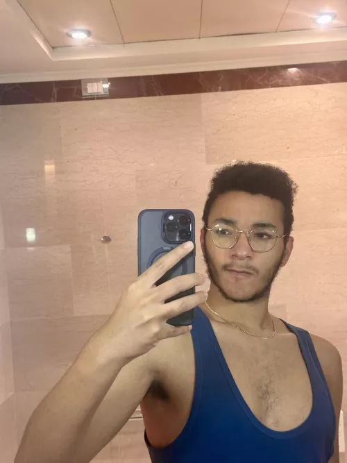 Hello gaymers, chat with me š