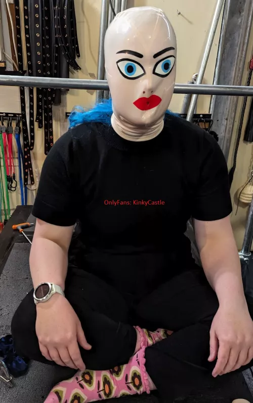 I like my blow up dolls to have a pulse