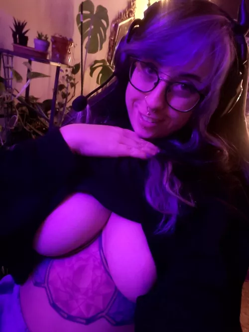 Is 27 too old to be gaming and taking titty pics