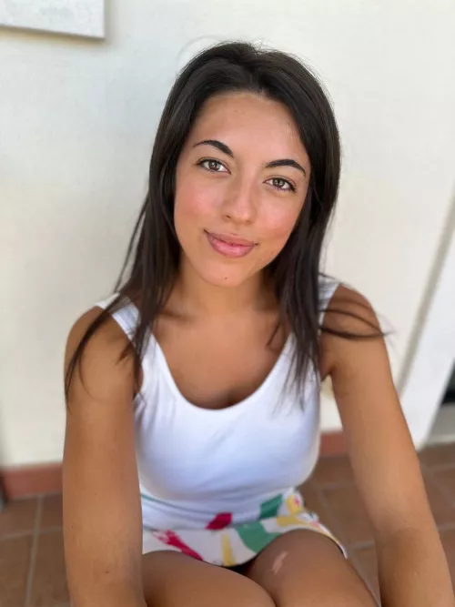 Just freeing my mind after a hectic day, you find me at home F19