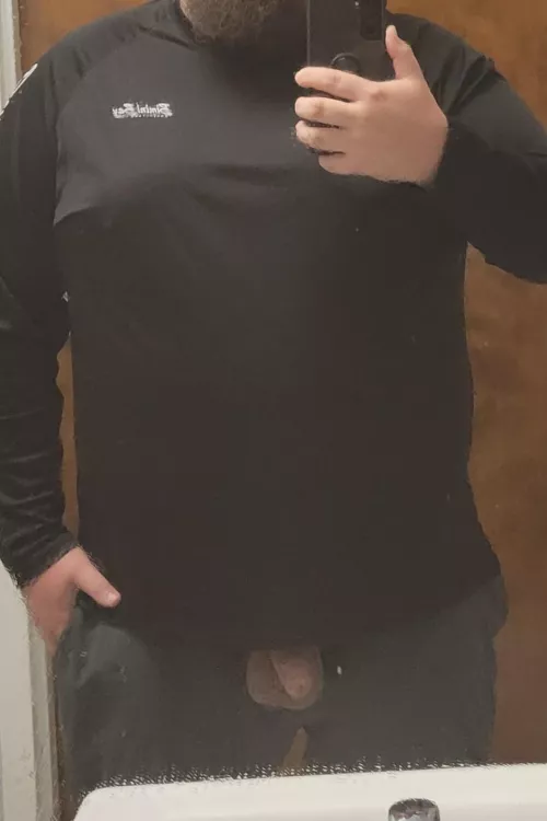 Lol new fashion trend? 🤣 [M]