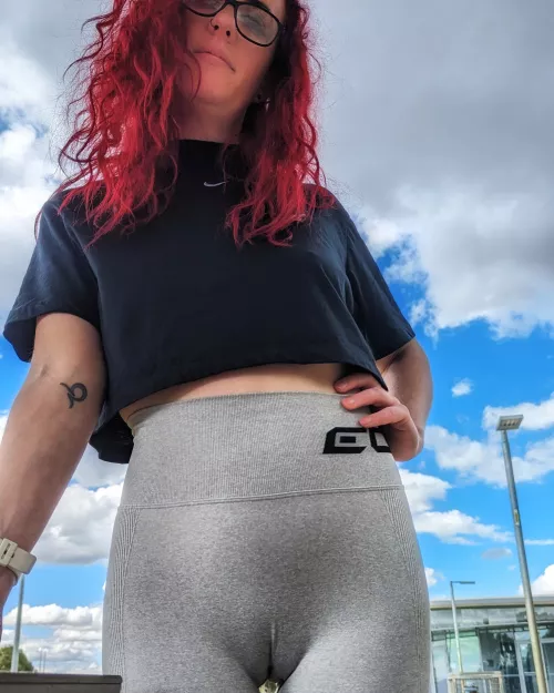 Meet me at the park while she's out doing the shopping 🤫