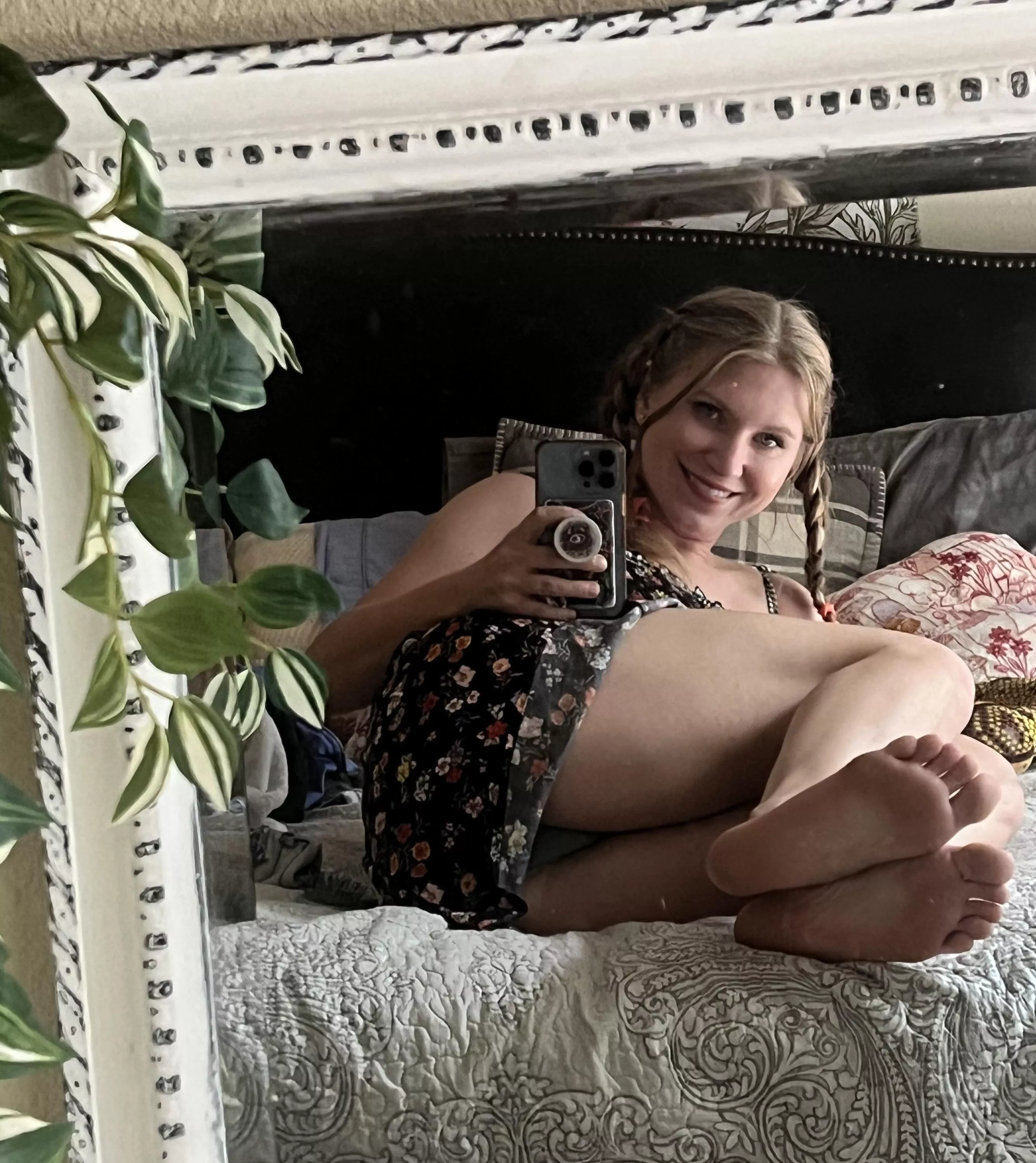 Oh hey there, see something you want to lick on??