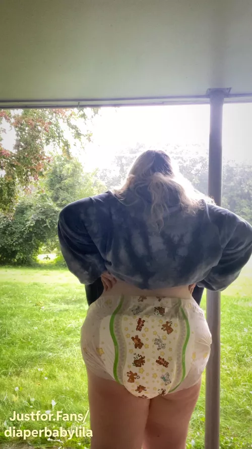 POV youโre debating whether you should play in the rain or take a nap๐