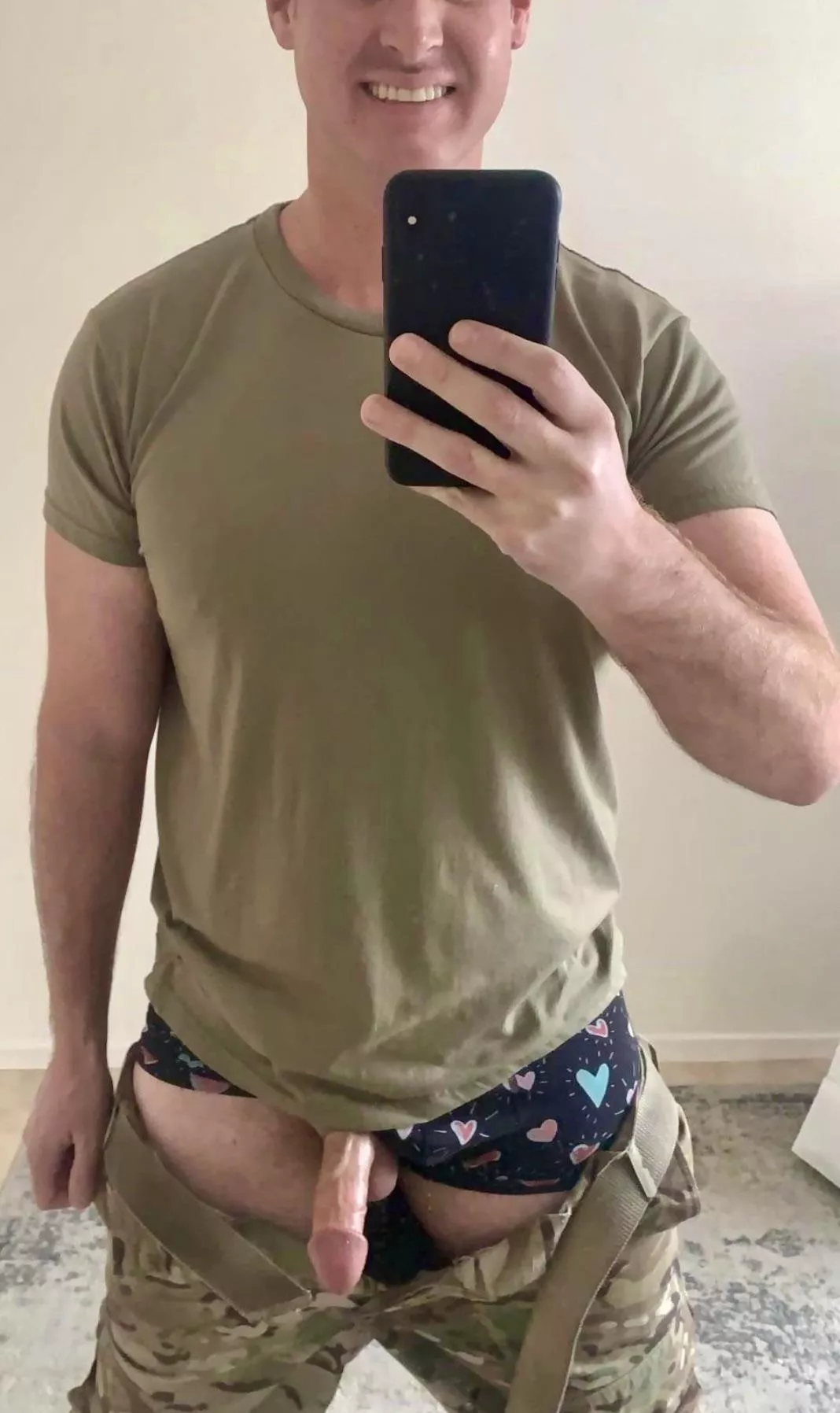 What’s your favorite way to make a guy like me cum?