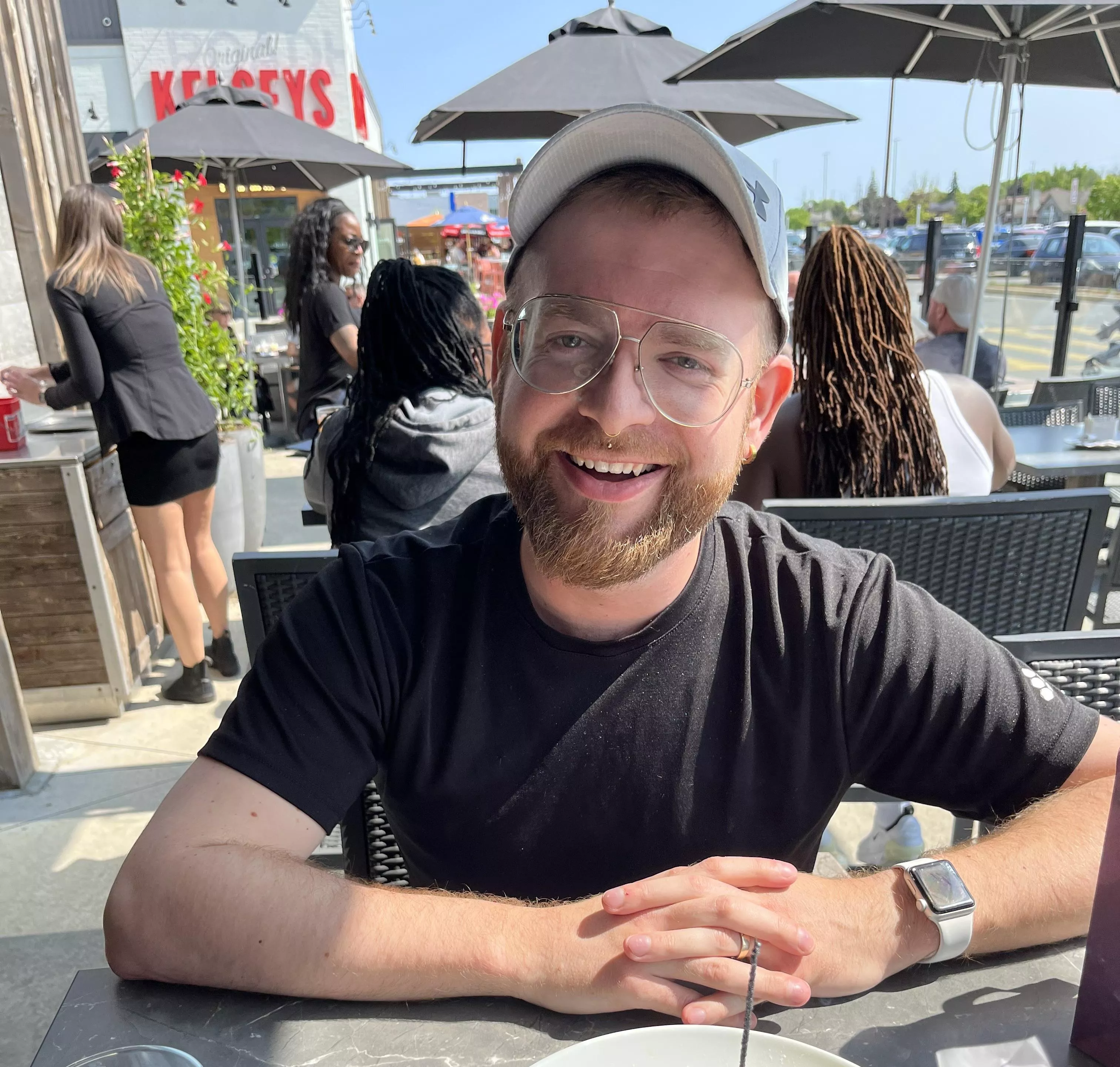 [32] looking for gamer friends :)