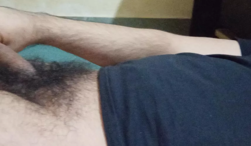 Am I hairy enough?do I need to shave?m(24)