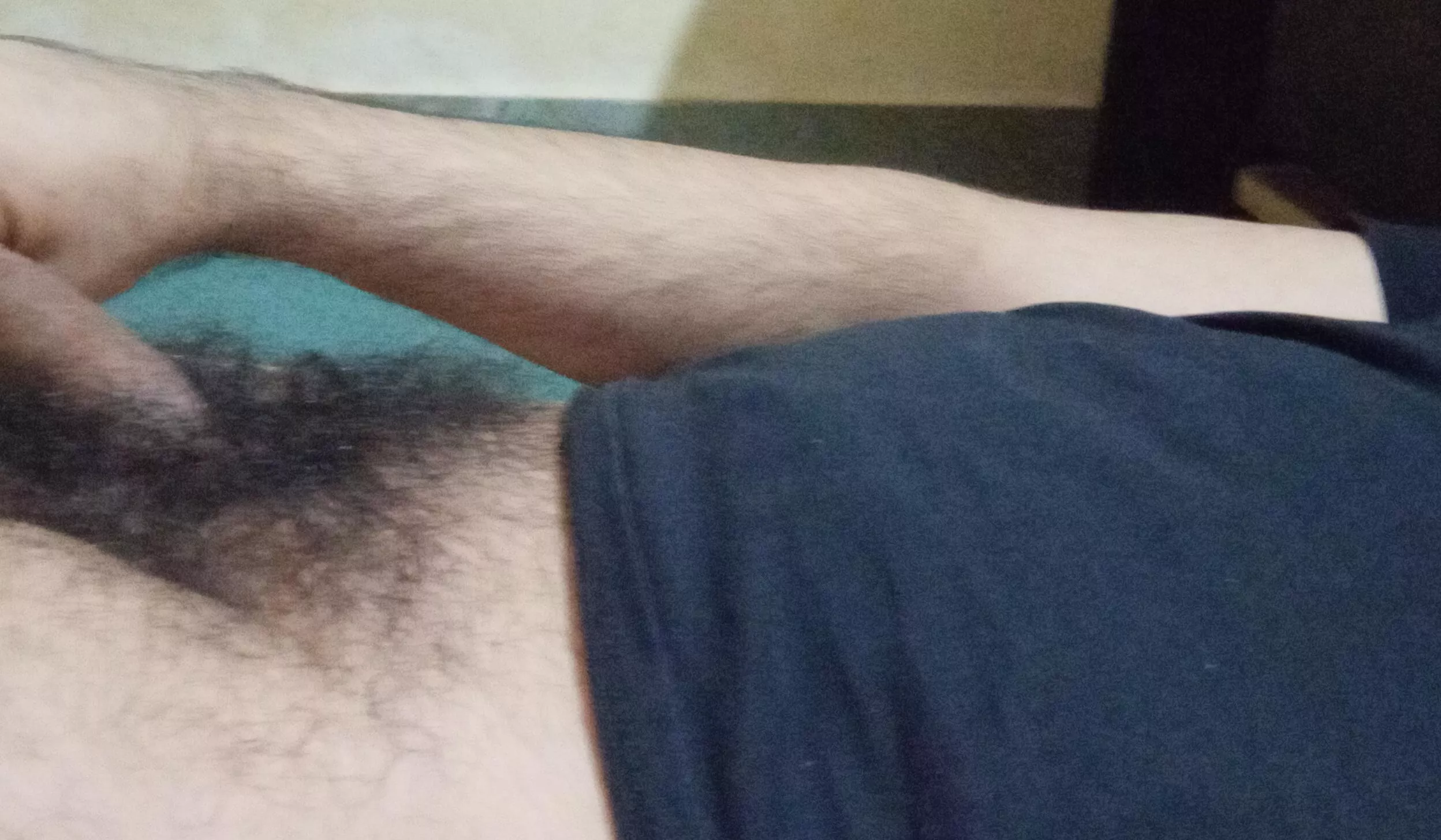 Am I hairy enough?do I need to shave?m(24)