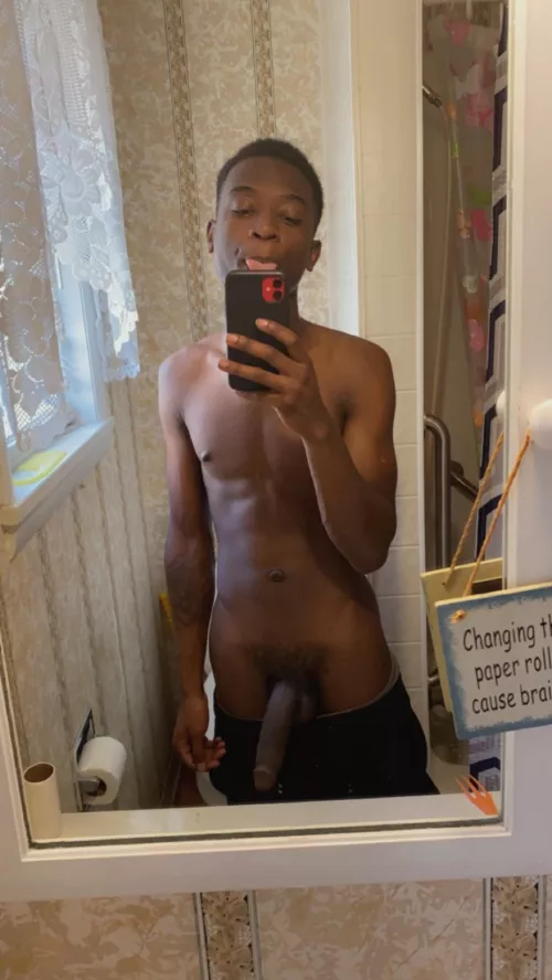 Big dick come with a lot of problems but ima a scholar at solving them