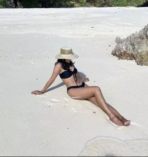 Dm if you wanna see my 19 yr old asian cousin