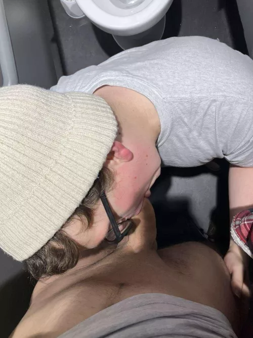 Dm me if you wanna watch 😈😈