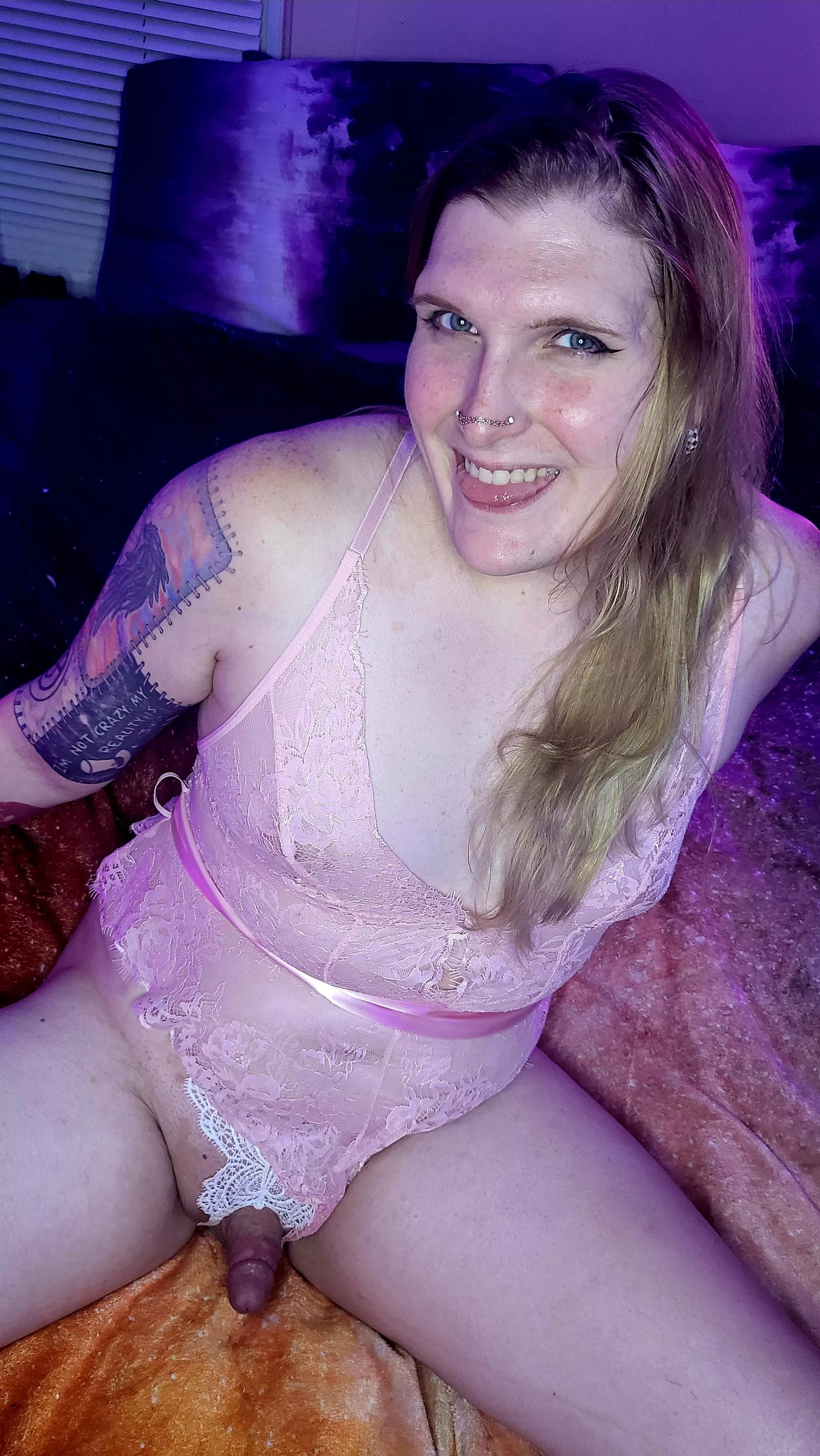 Heard you like girls with a little extra 😏