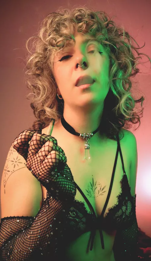 Hey bad boy, do you need some nice tits to stick your dick in?