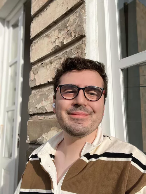 Hey! Guess my favourite food and if you know, I'll make one for you