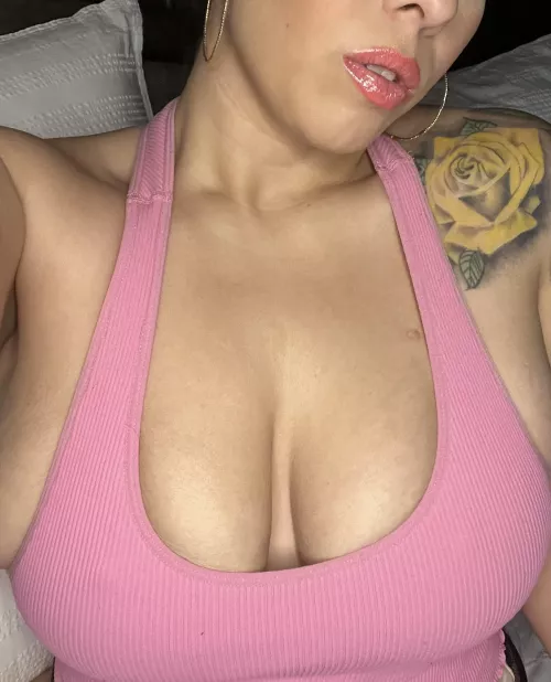 How about a braless snack ?