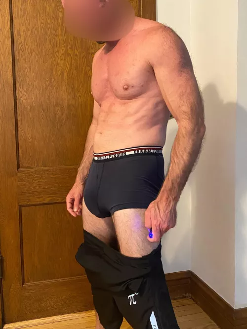 How am I supposed to workout with this thing? 🍆🤔 BWC the other big [M]EAT