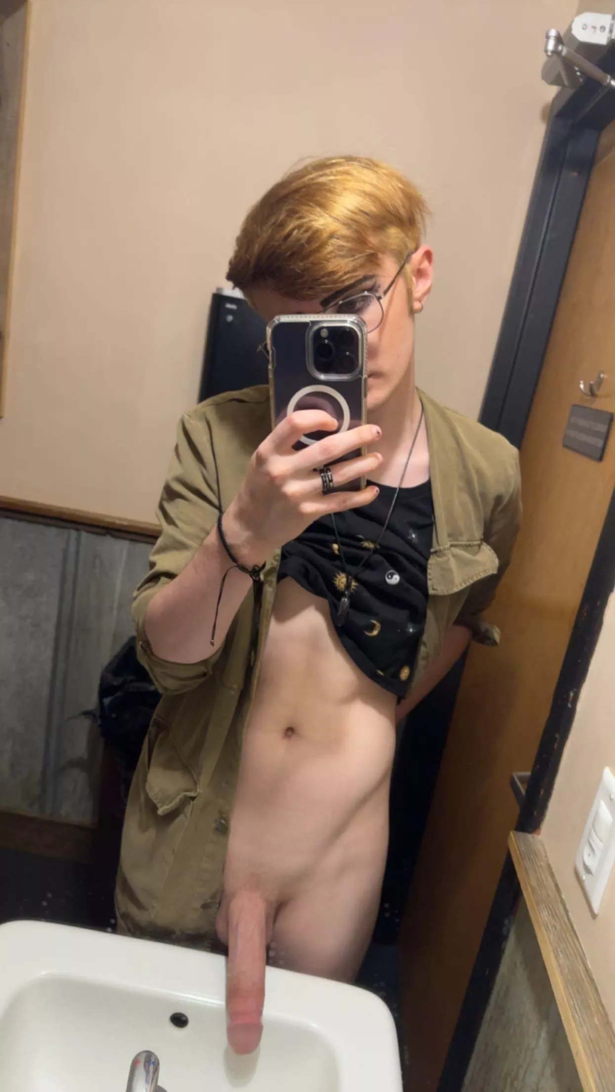 Hung Twink and in Public, care to join?