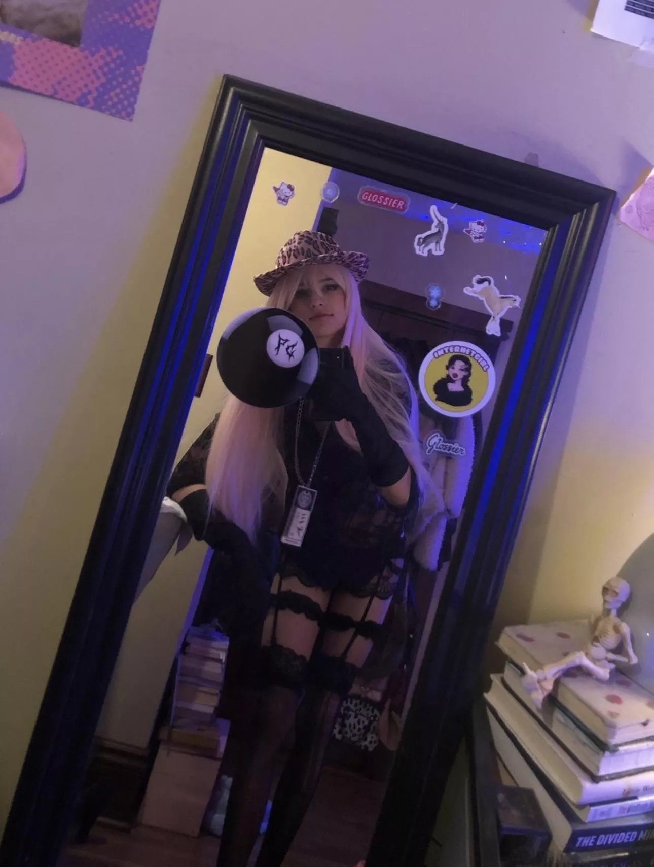 my legs are so skinny 🙈💕