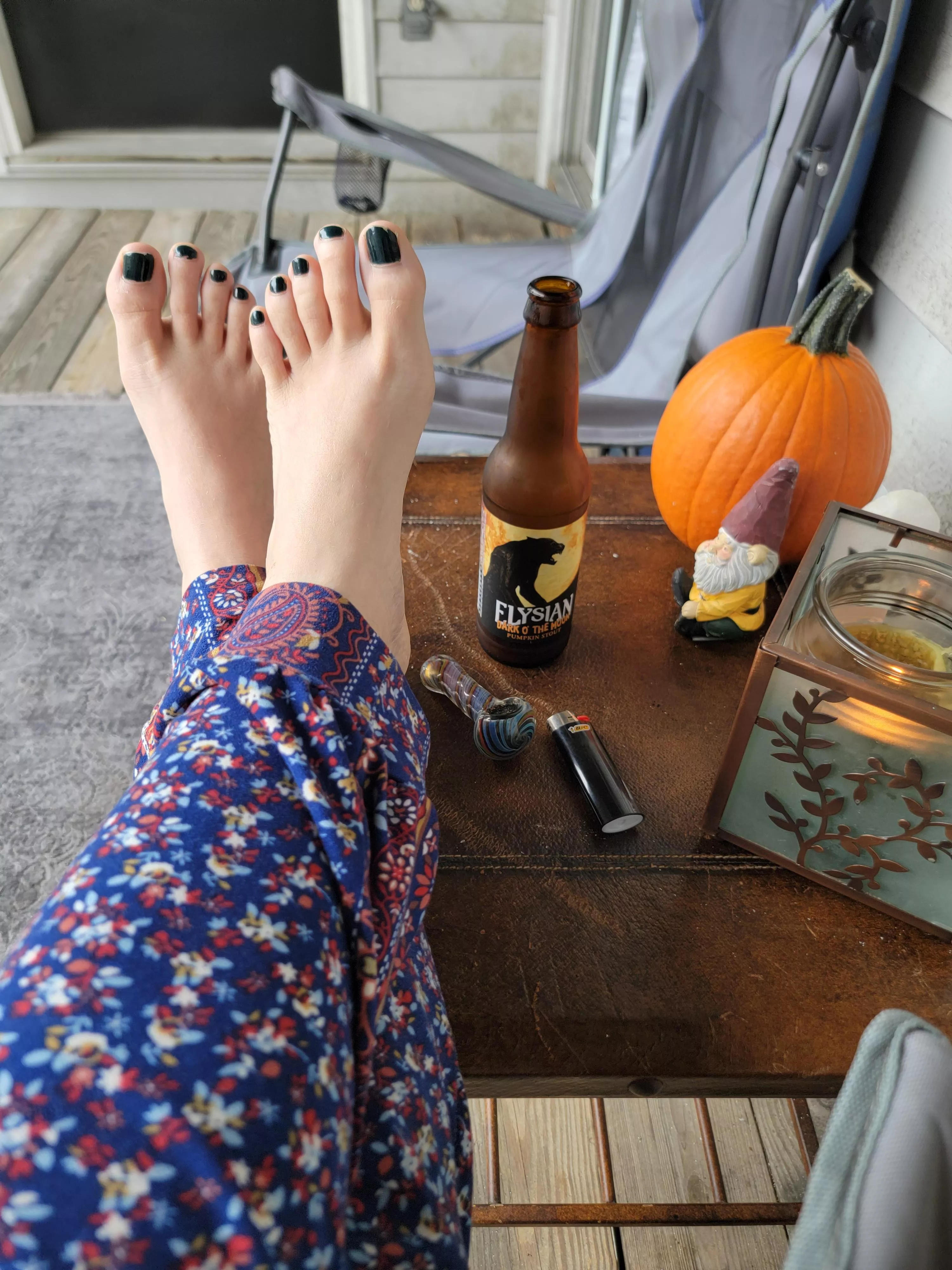 that time of year you fall for my feet