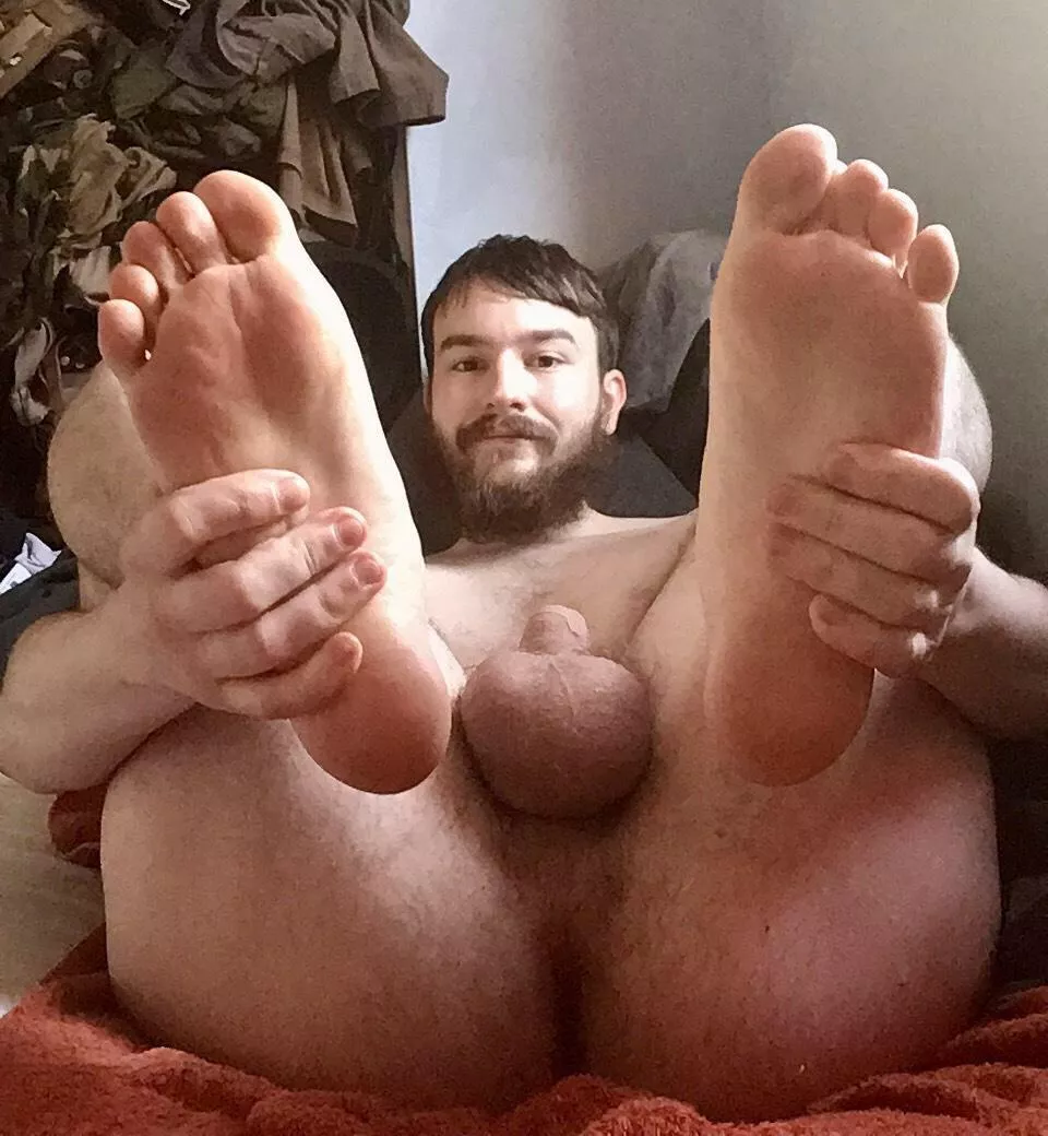 Whose riding and whose fucking 😜🤤