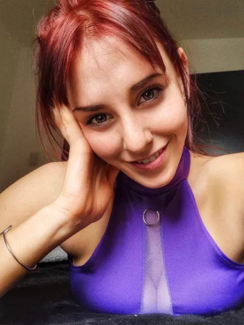 Would you ever be into redheaded Latinas like me?